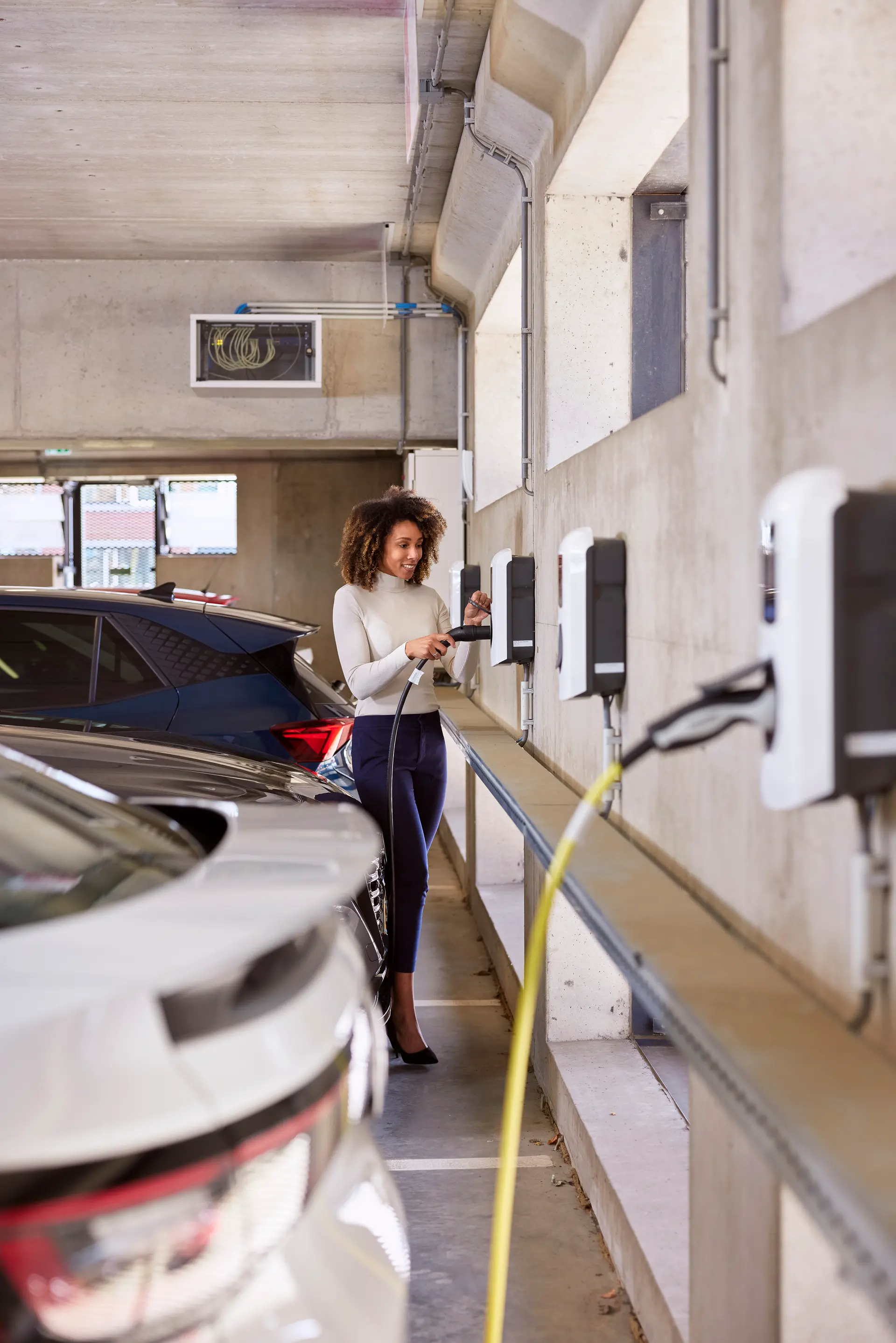 Alfen Eve Single Plus op een parkeerlocatie